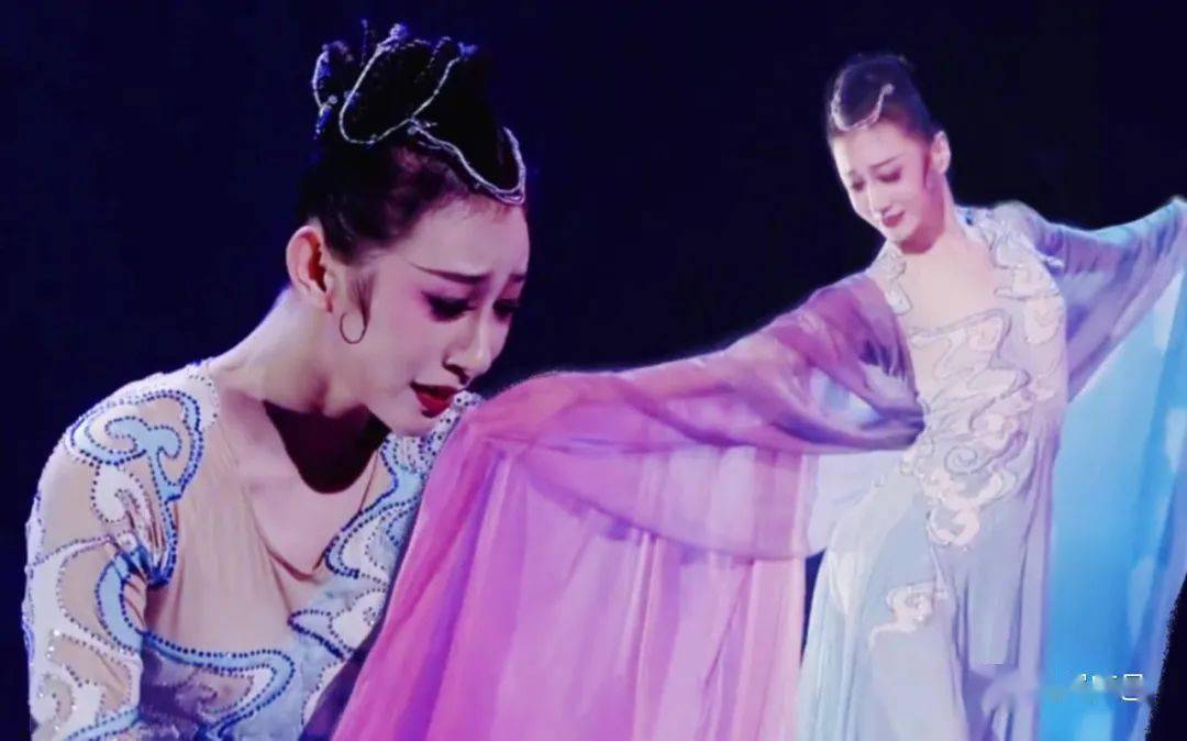 舞蹈传奇雪村千鹤：天赋与努力的完美结合