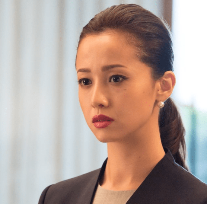 三上由佳：演技之巅