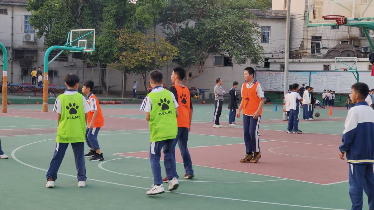 棒球游戏中文版四个人_棒球游戏手游推荐_棒球游戏