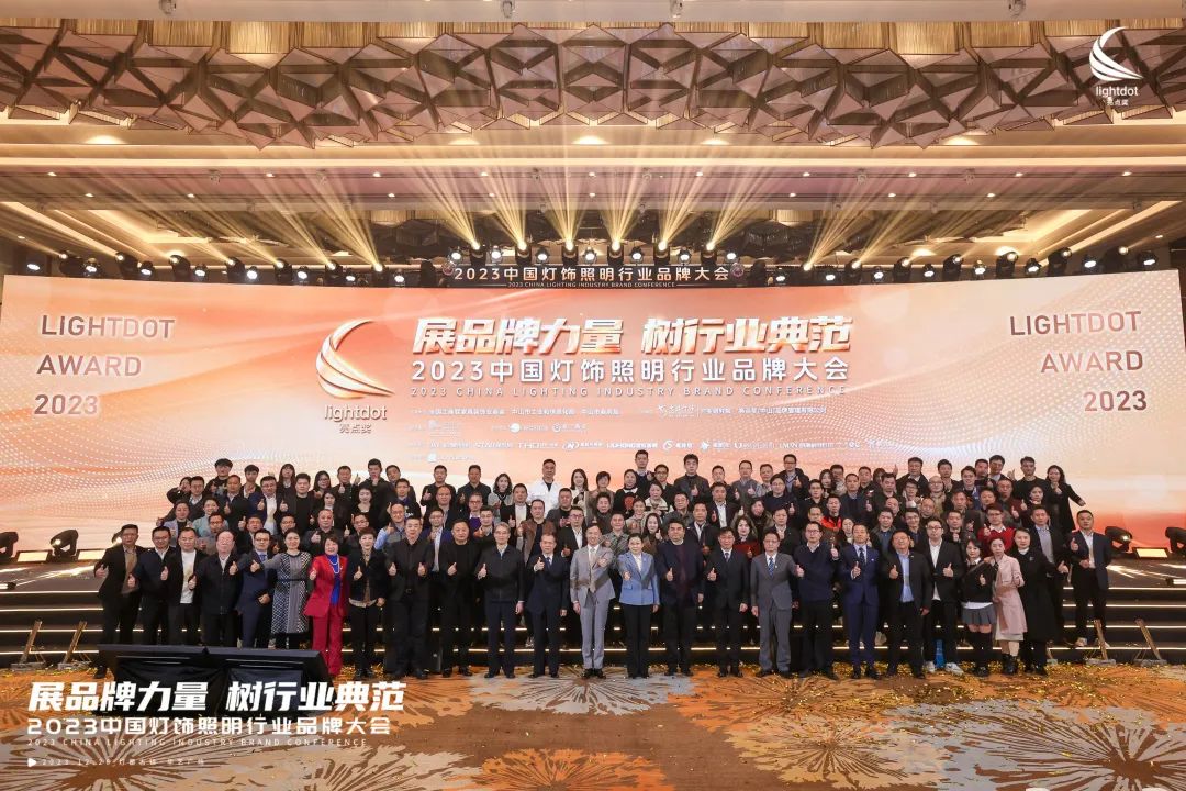 维克托尼基夫罗夫_维克托尼基福罗夫原型_维克托·尼基福罗夫