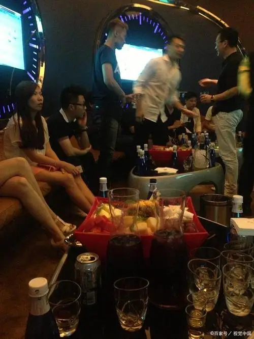 探索游戏手机新宠：硬件配置与游戏生态的双重力量