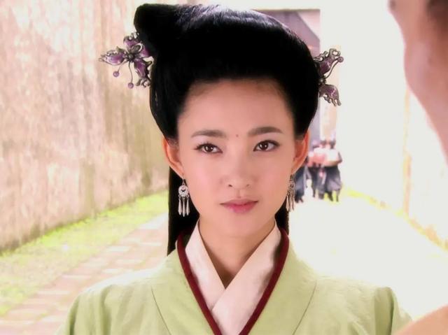 线索推理手机游戏排名榜_推理大师线索被撕是什么意思_线索推理题