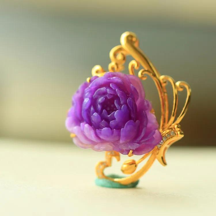 手机紫龙游戏-紫龙游戏：手机里的小秘密，带你沉浸虚拟世界，体验团队合作的魅力