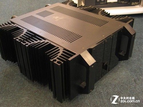 玩游戏锤手机的那些事儿：是发泄还是虐待电子产品？